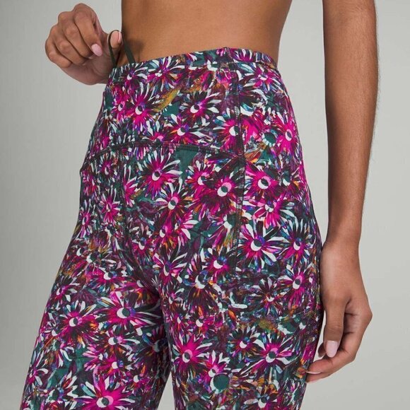 EUC Lululemon | Swift Speed High-Rise Crop 21" Size 8 - Picture 5 of 11